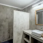 Bay Apartment